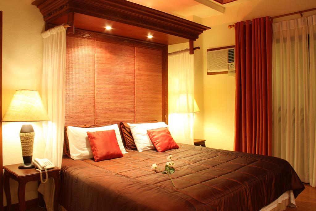 Java Hotel Laoag Exteriér fotografie