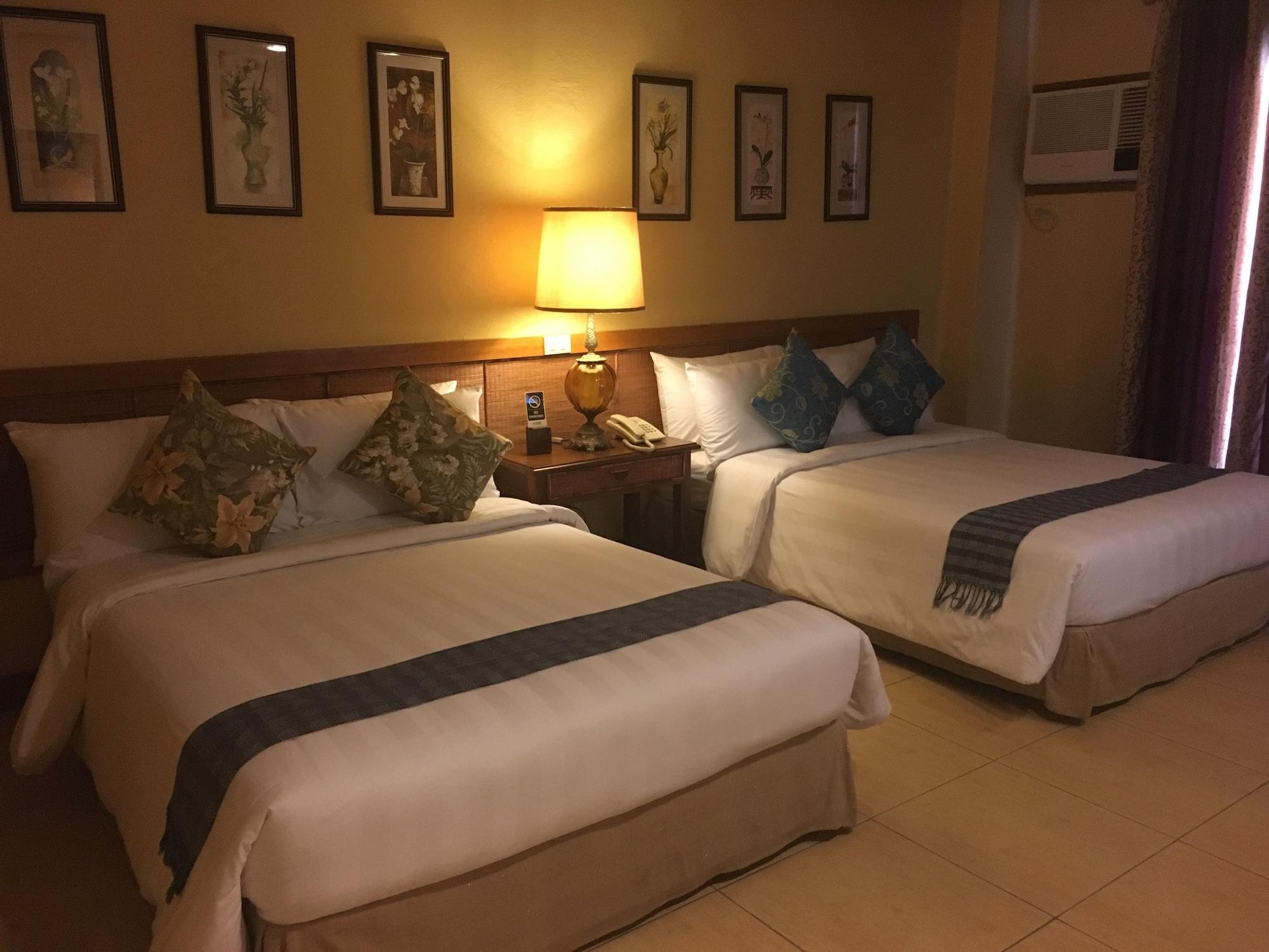 Java Hotel Laoag Exteriér fotografie
