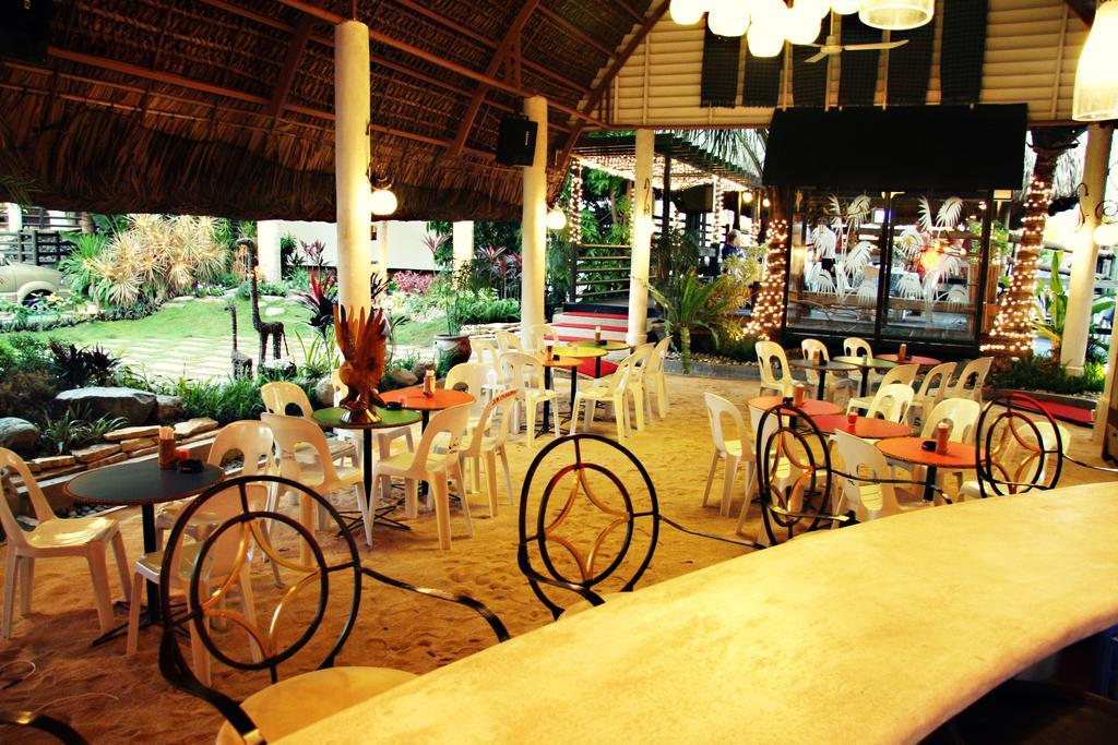 Java Hotel Laoag Exteriér fotografie