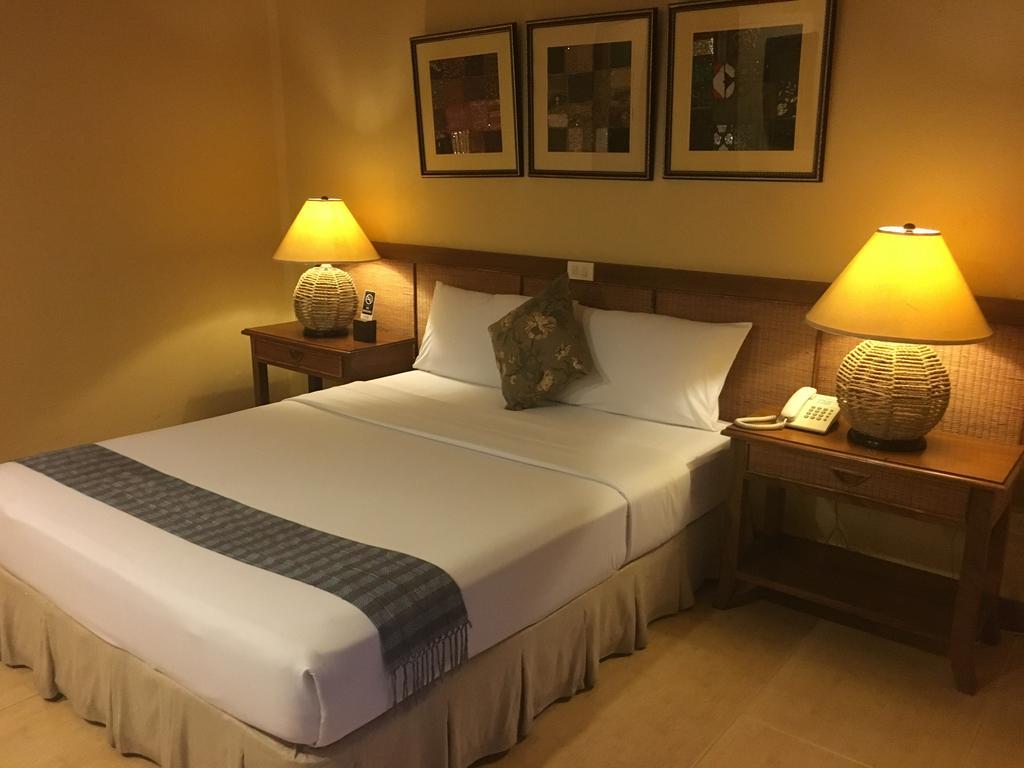 Java Hotel Laoag Exteriér fotografie
